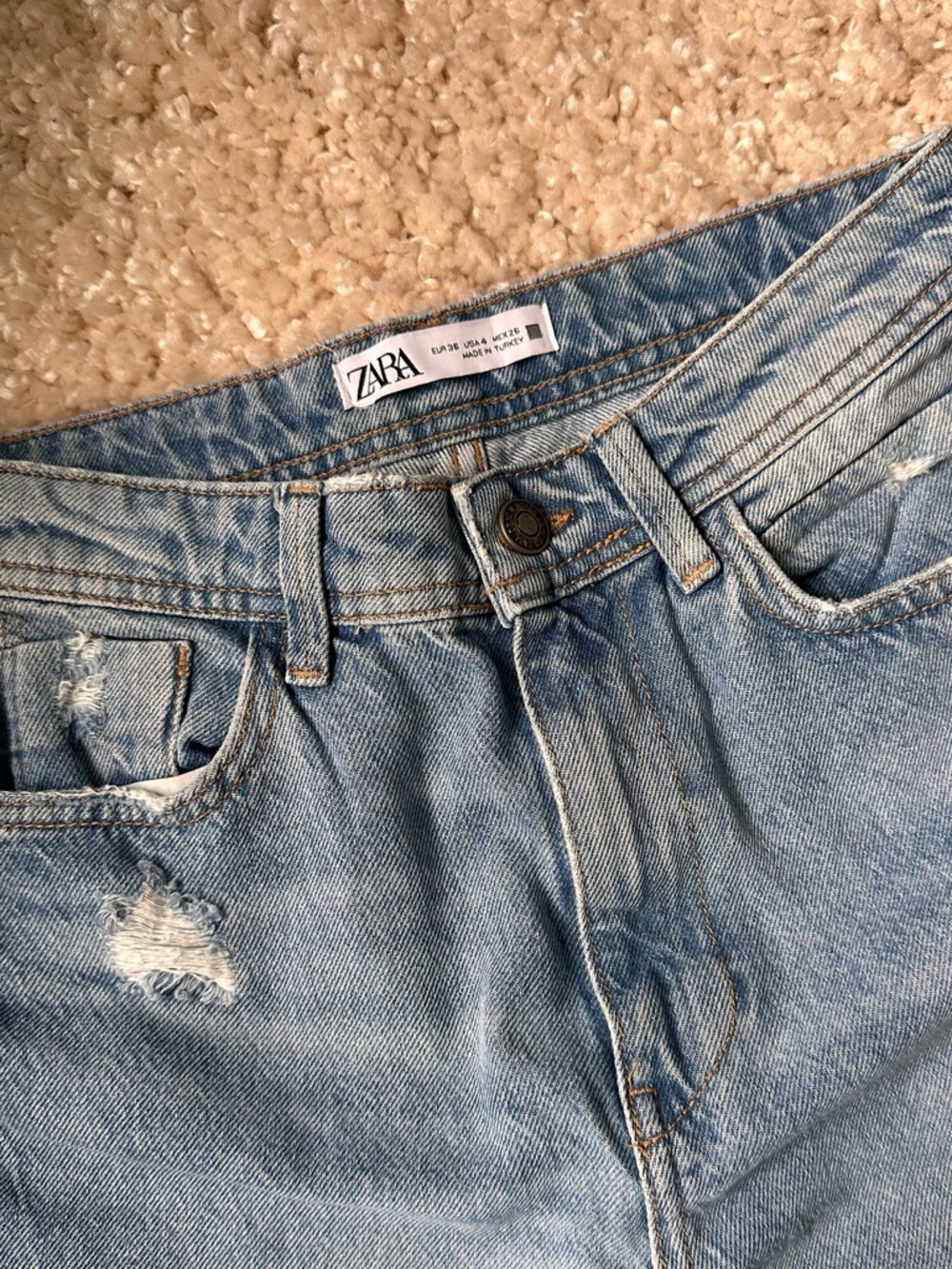 Zara Light Blue Distressed Ripped Jeans - Picture 4 of 4